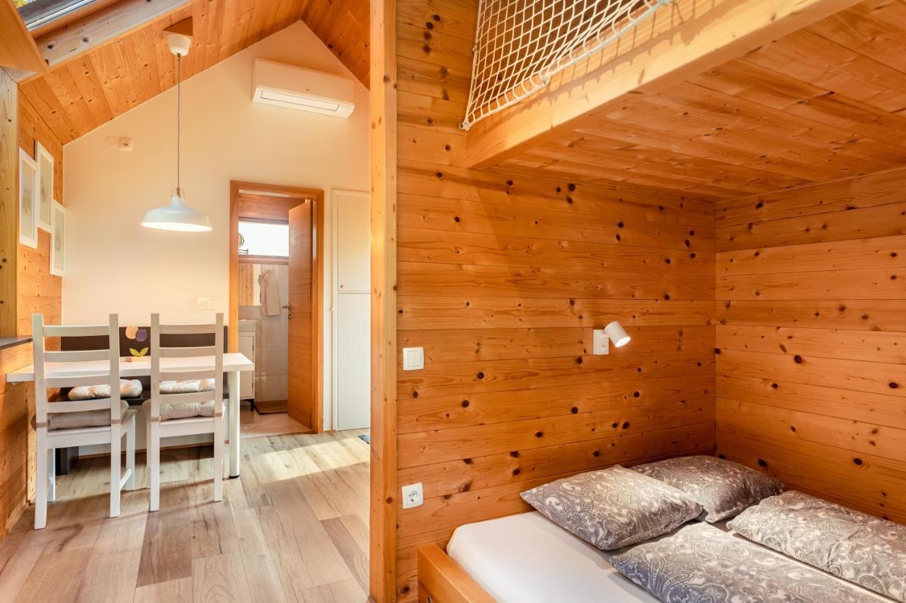 Вилла Glamping Mountain Fairy Tale Bistrica pri Trzicu Экстерьер фото